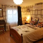 Petite Maison Dans Village De Caractere Holiday home *