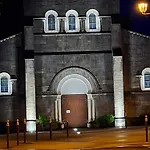 Petite Maison Dans Village De Caractere