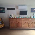Holiday home Petite Maison Dans Village De Caractere *