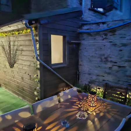 Petite Maison Dans Village De Caractére *