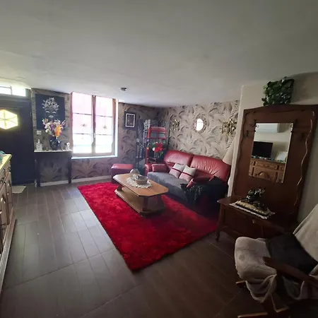 Petite Maison Dans Village De Caractére