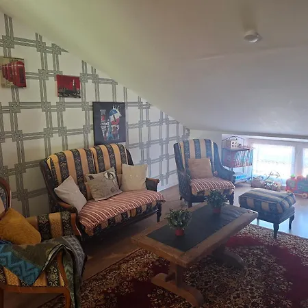 Petite Maison Dans Village De Caractere 펜션 *