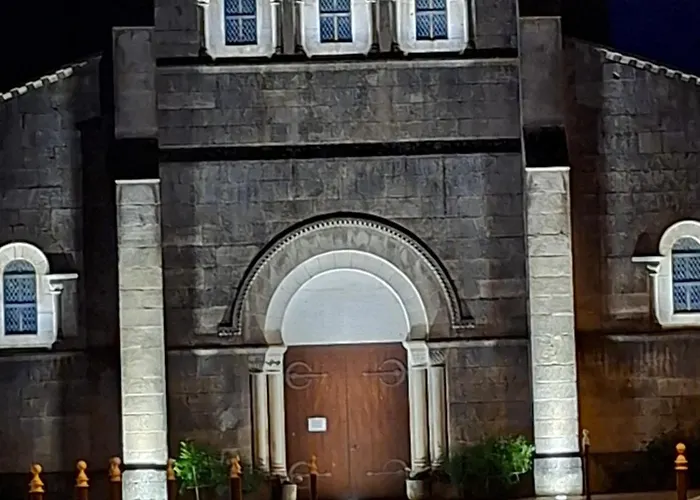 Petite Maison Dans Village De Caractere