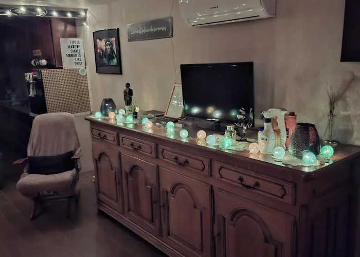 בית נופש Petite Maison Dans Village De Caractere *