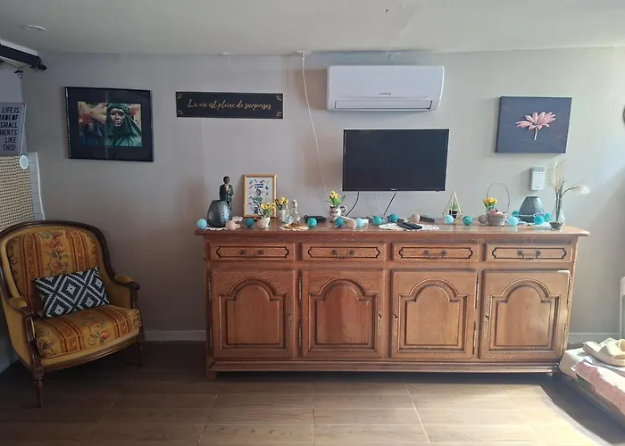 בית נופש Petite Maison Dans Village De Caractere *